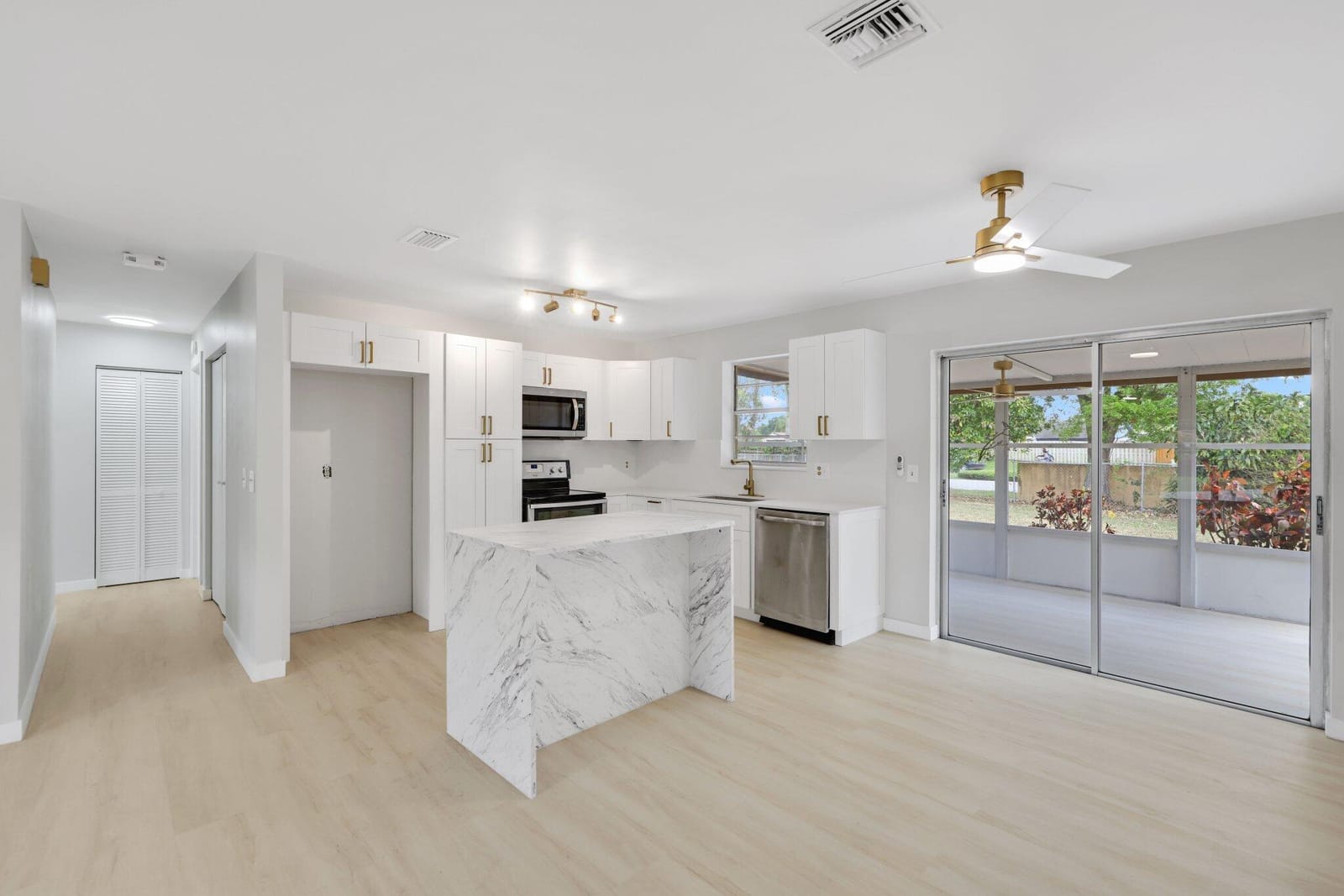 5312 Rose Marie Avenue S, Boynton Beach, FL 33472 photo 3