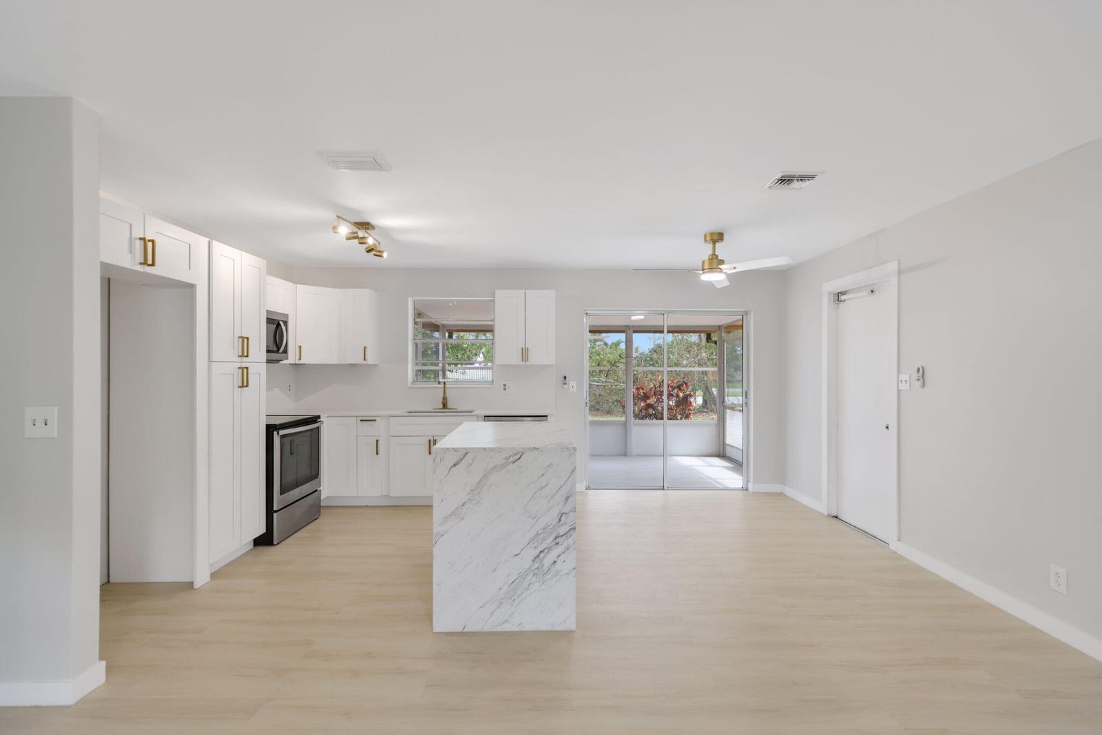 5312 Rose Marie Avenue S, Boynton Beach, FL 33472 photo 10