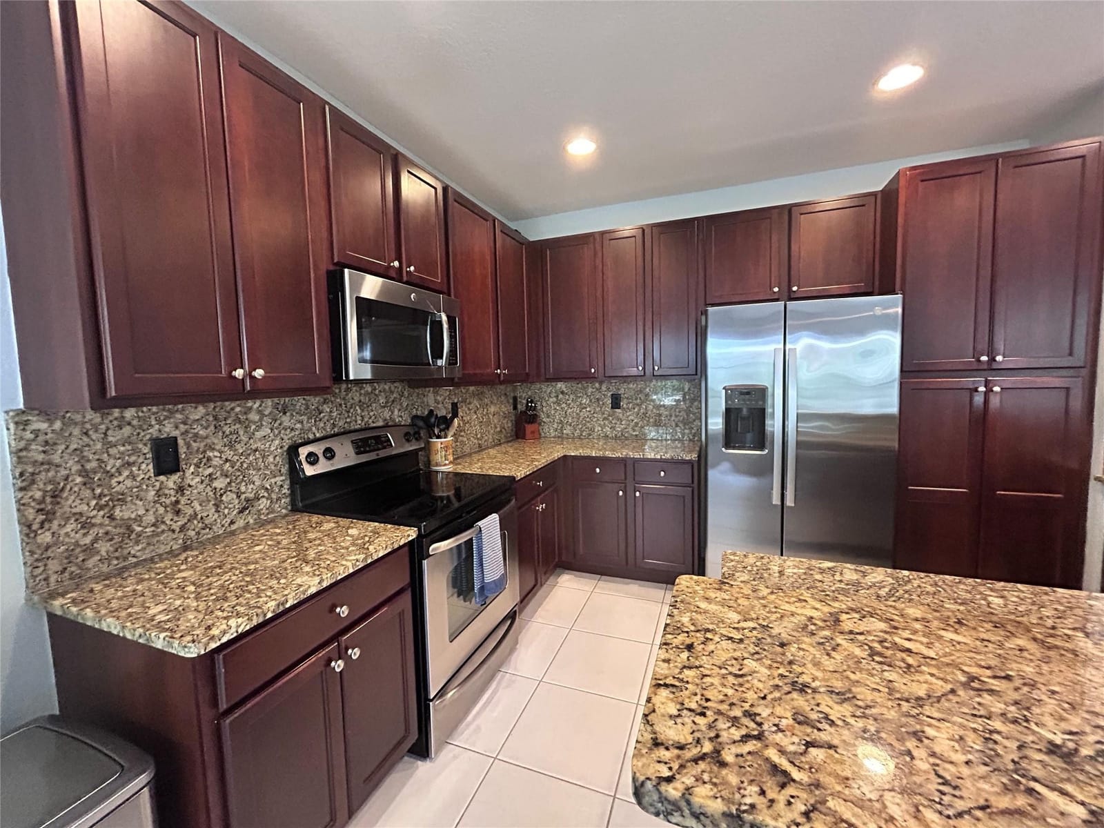 6087 Grand Cypress Circle — photo 2