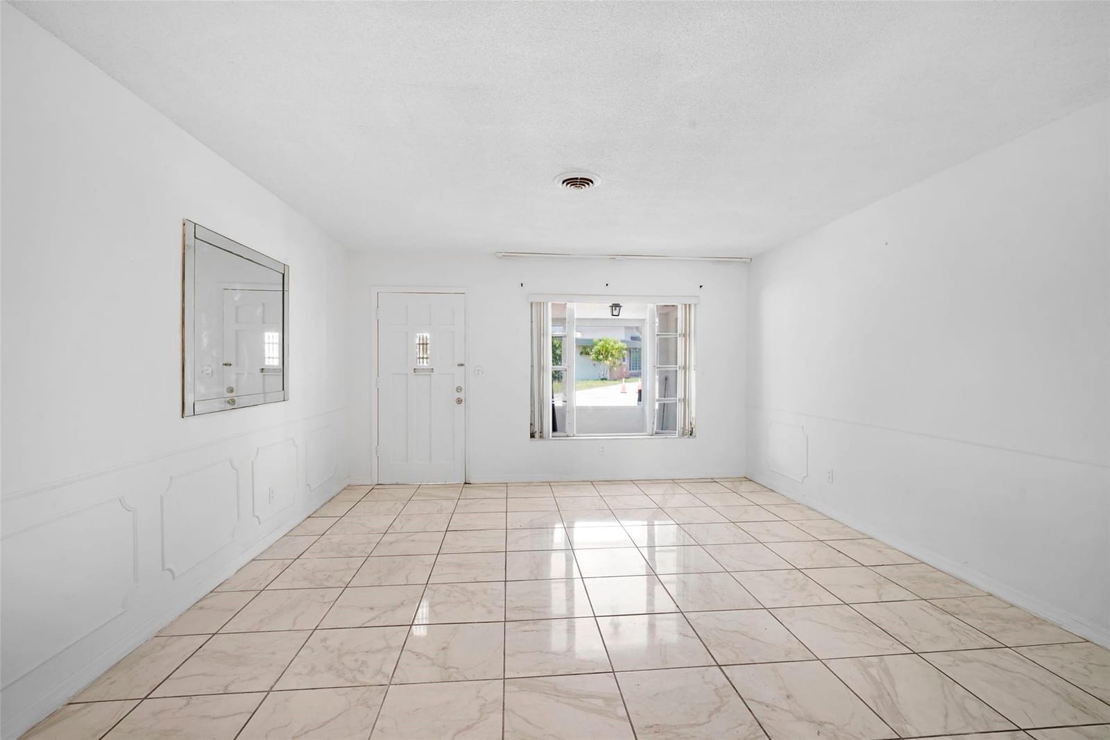 4300 NW 48th Avenue, Lauderdale Lakes, FL 33319 photo 15