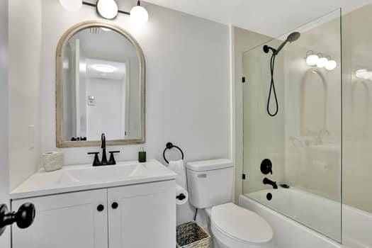 2228 N Cypress Bend Drive 210, Pompano Beach, FL 33069 photo 19
