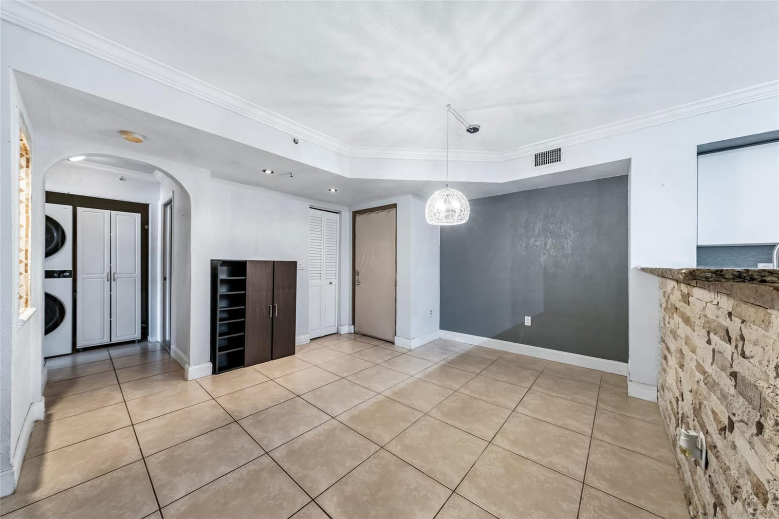 4856 N State Road 7 104 — photo 9