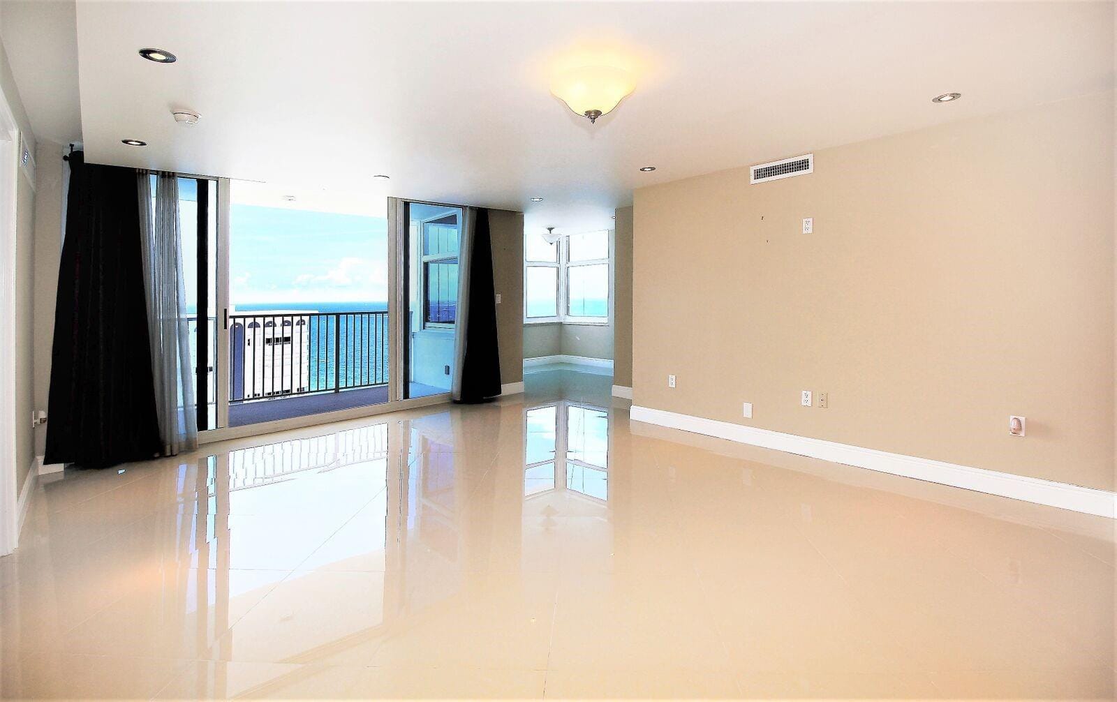 1360 S Ocean Boulevard 2806, Pompano Beach, FL 33062 photo 4