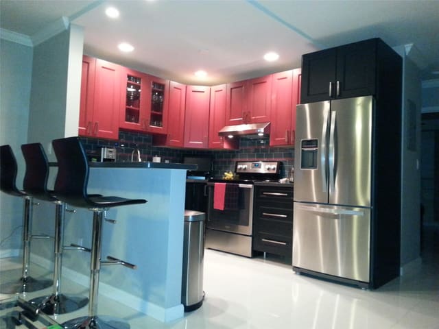 2455 NE 51st Street E103, sold in Maybury Mansions, Fort Lauderdale, FL