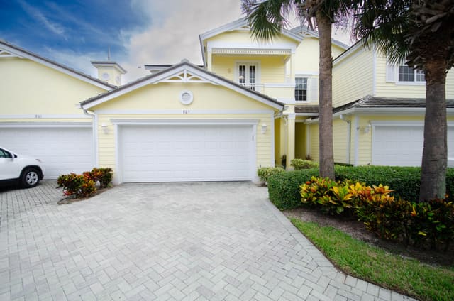 803 Mariner Bay Boulevard, sold in Mariner Bay, Fort Pierce, FL