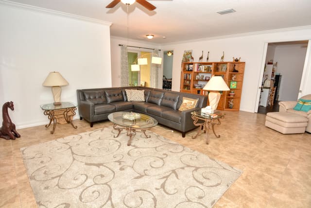6022 NW Cullen Way, sold in St Andrews Townhomes Replat No 2, Port St Lucie, FL