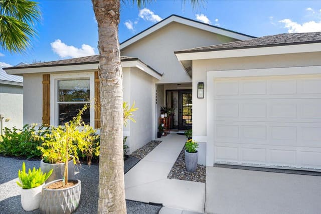 2598 SW Impala Way, sold in River Forest, Stuart, FL