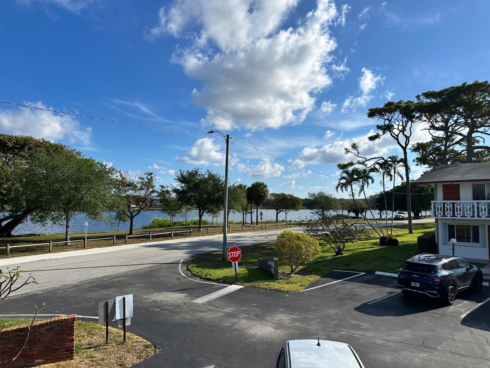 2020 Lake Osborne Drive 19, Lake Worth Beach, FL 33461 photo 14