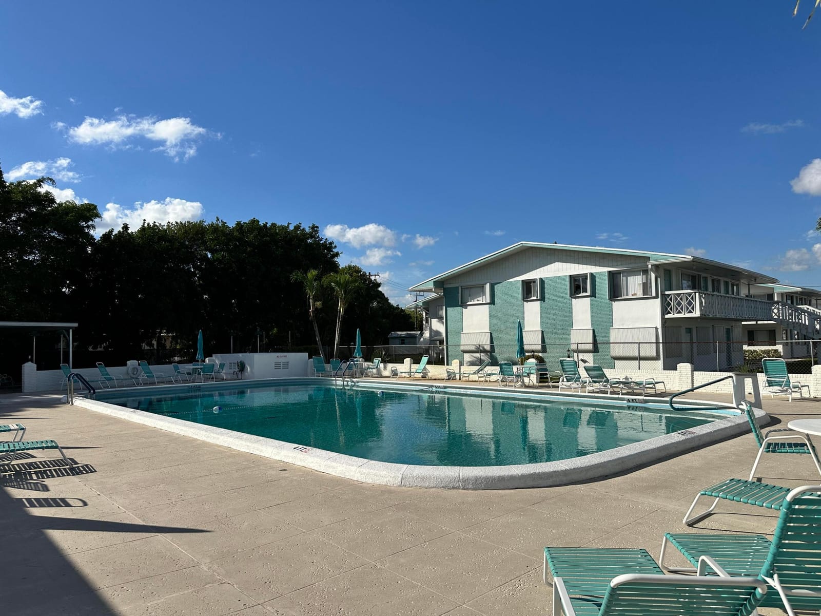 2020 Lake Osborne Drive 19, Lake Worth Beach, FL 33461 photo 15