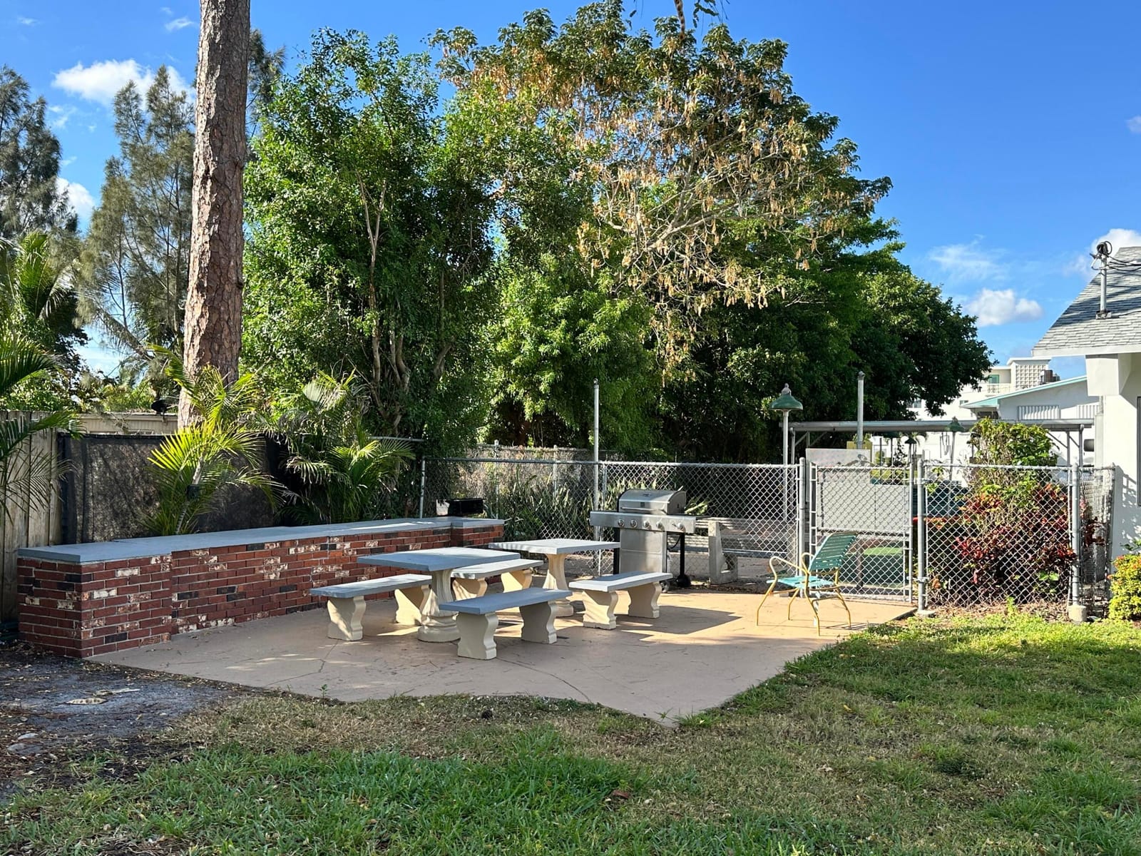 2020 Lake Osborne Drive 19, Lake Worth Beach, FL 33461 photo 18