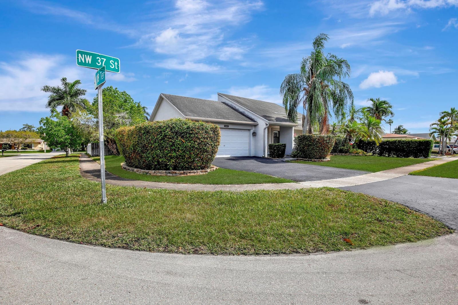 11851 NW 37th Street, Sunrise, FL 33323