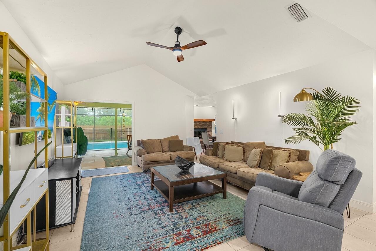 722 24th Square, Vero Beach, FL 32962 photo 12