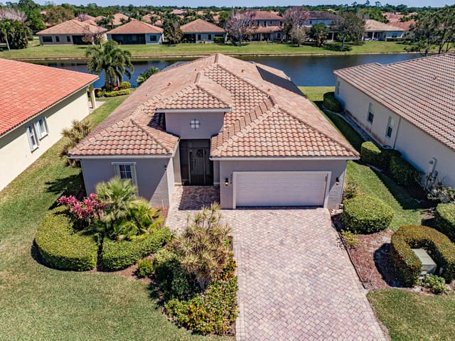 5558 55th Avenue, Verolago, Vero Beach, FL