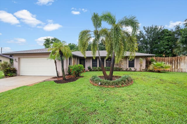 975 Ryanwood Drive, sold in Lake Belvedere Estates, West Palm Beach, FL