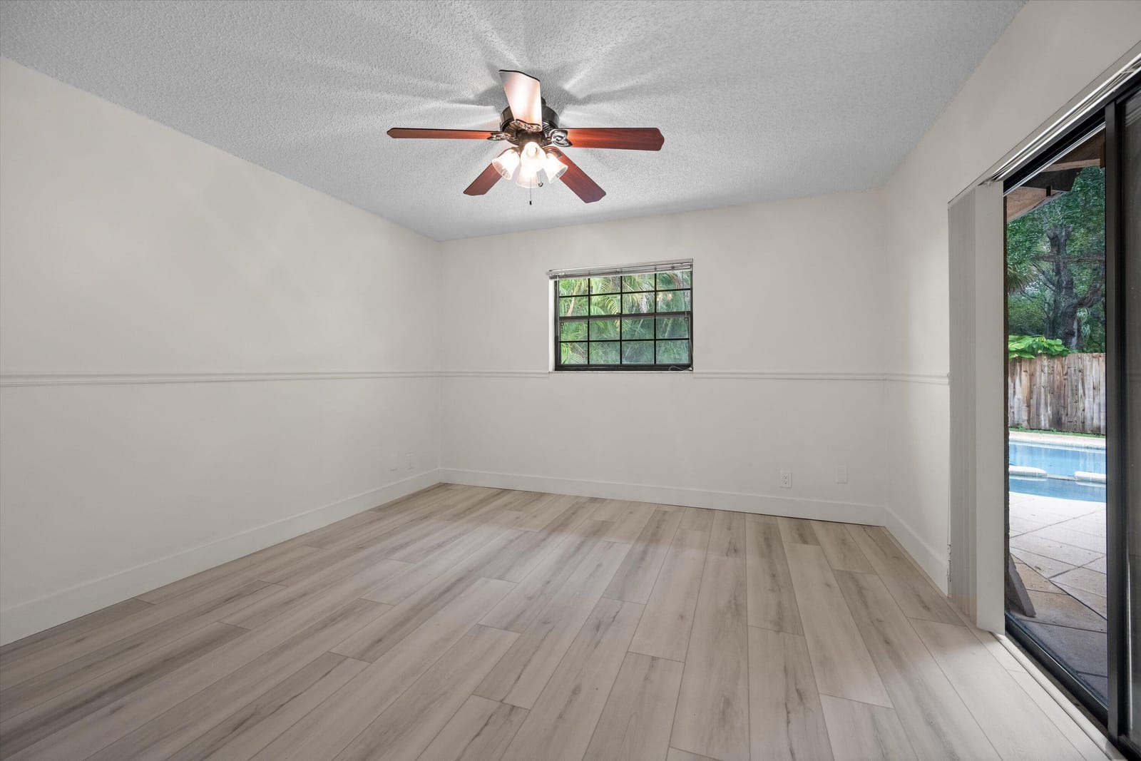 975 Ryanwood Drive, West Palm Beach, FL 33413 photo 13