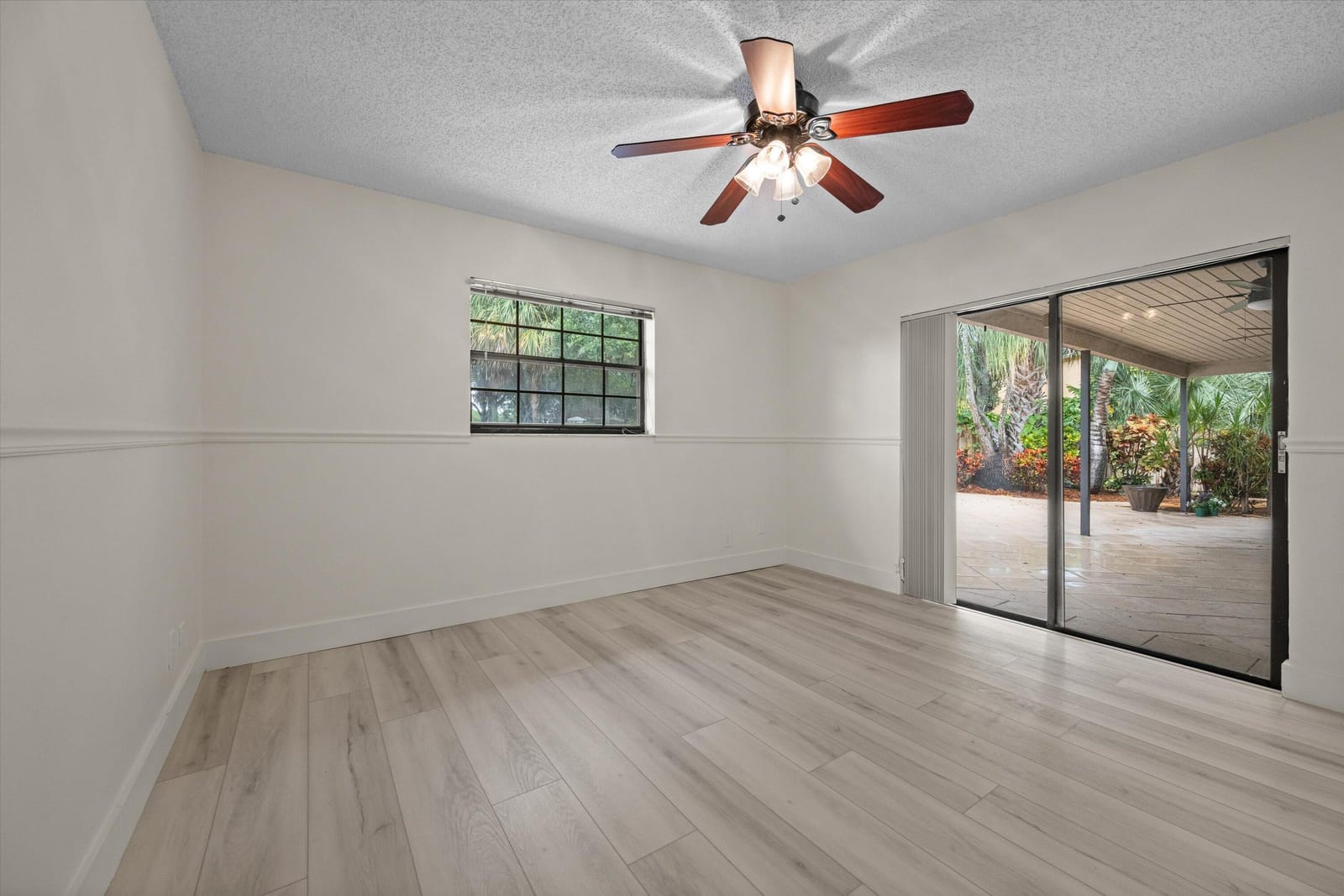 975 Ryanwood Drive, West Palm Beach, FL 33413 photo 14