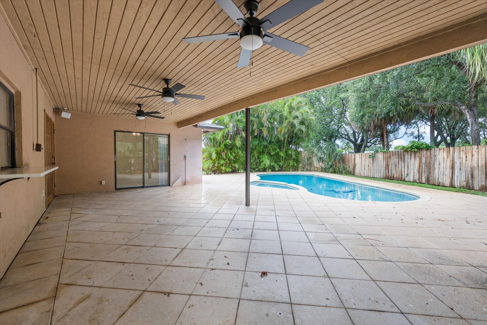 975 Ryanwood Drive, West Palm Beach, FL 33413 photo 21