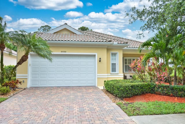 8699 SW Cruden Bay Court, Stuart, FL 34997