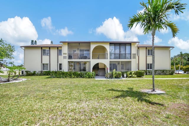 3531 Tall Pine Way C-1, sold in Pine Ridge Iv Condo, Greenacres, FL