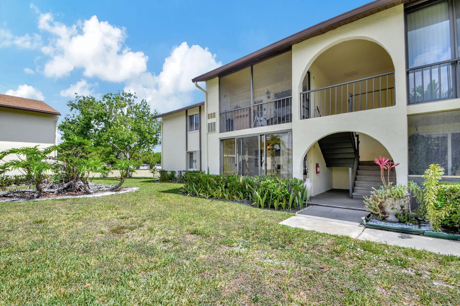 3531 Tall Pine Way C-1, Greenacres, FL 33463 photo 2