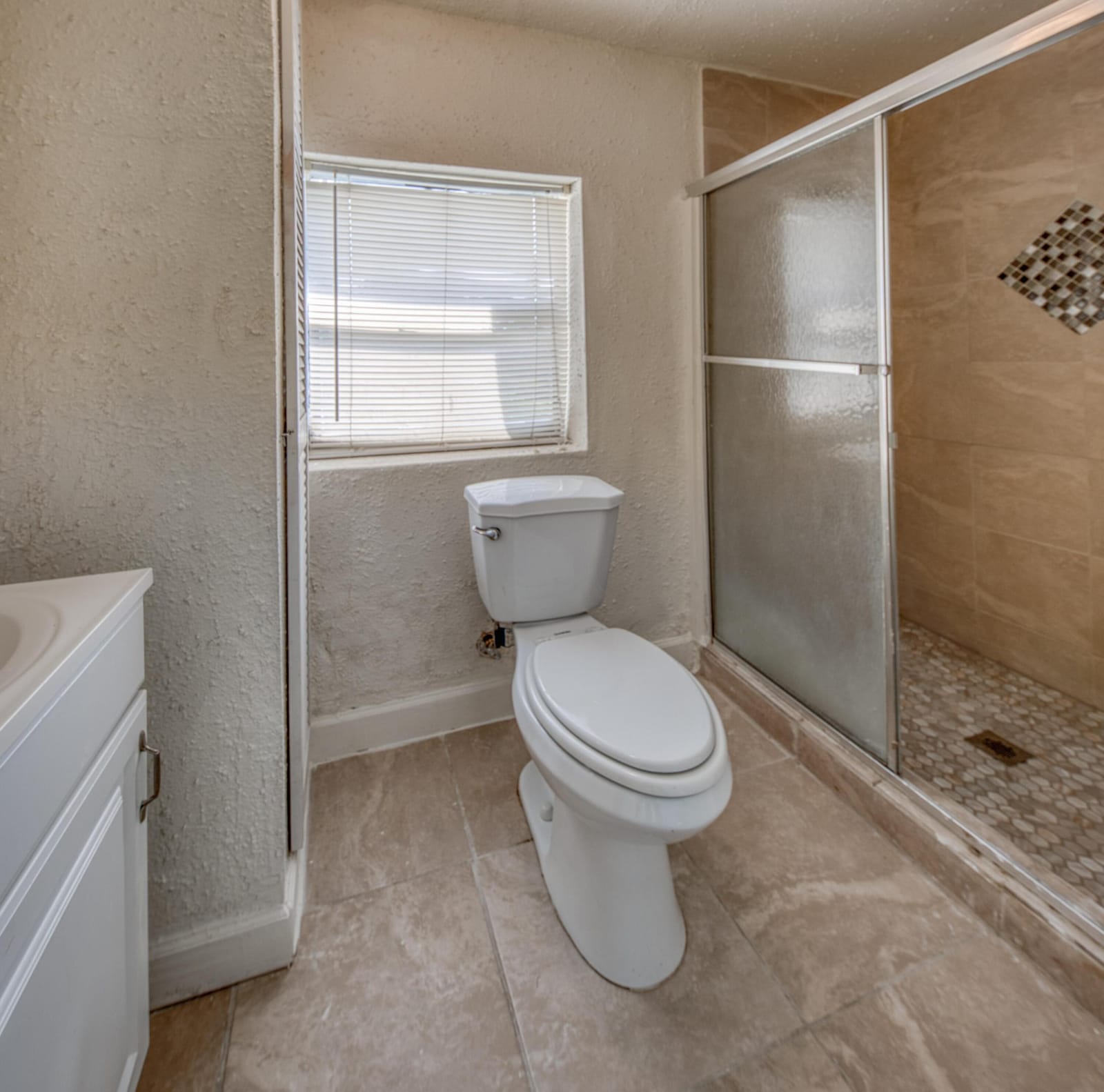 1432 W Bloxham Street — photo 11
