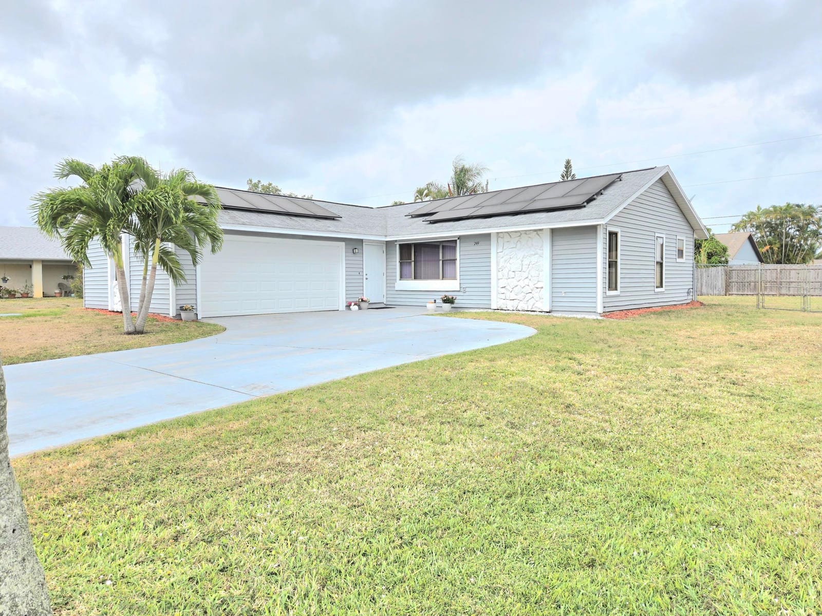 749 SE Atlantus Avenue, Port St. Lucie, FL 34983