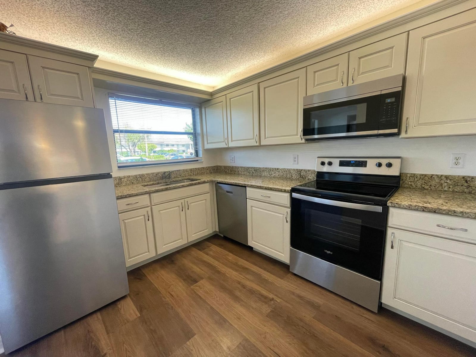 1270 SE Parkview Place B-3, Stuart, FL 34994 photo 9