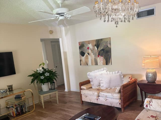 519 Shady Pine Way A2, Greenacres, FL 33415