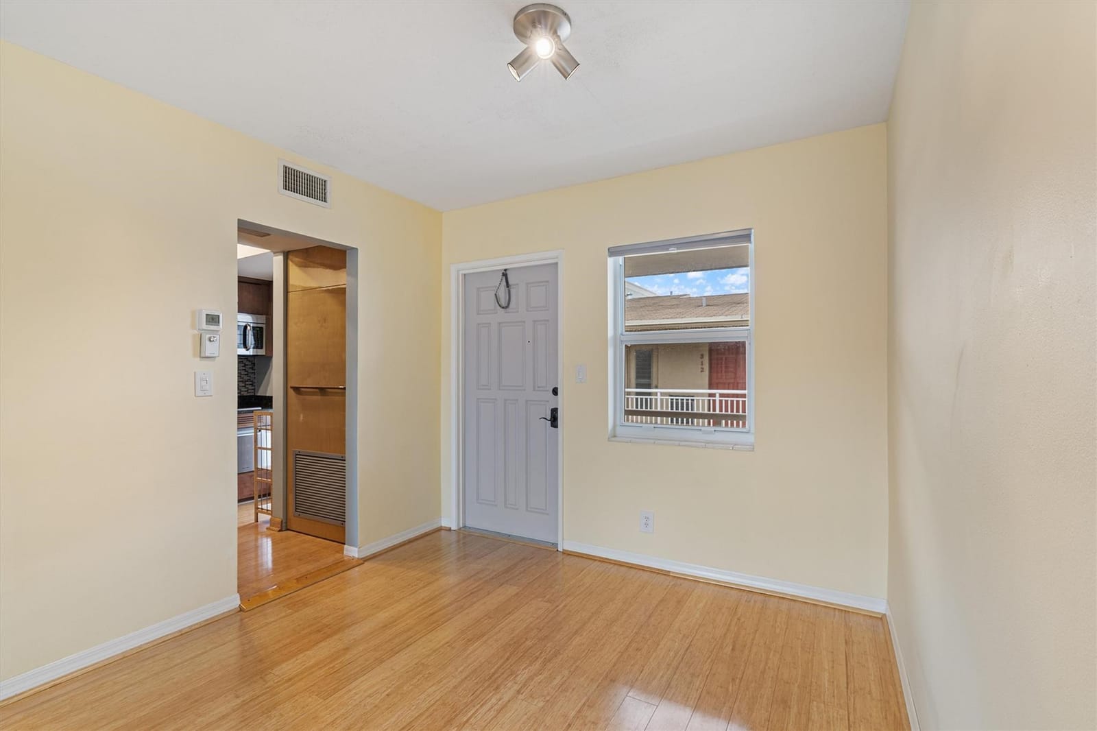 1510 SE 15th Street 309 — photo 11