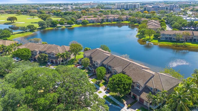 3562 Parkside Drive, sold in Rolling Hills, Davie, FL