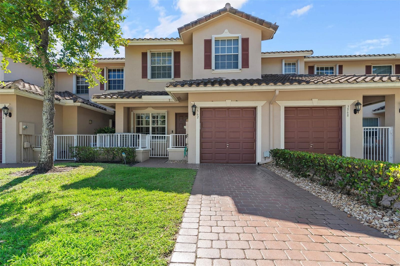 3562 Parkside Drive, Davie, FL 33328 photo 2