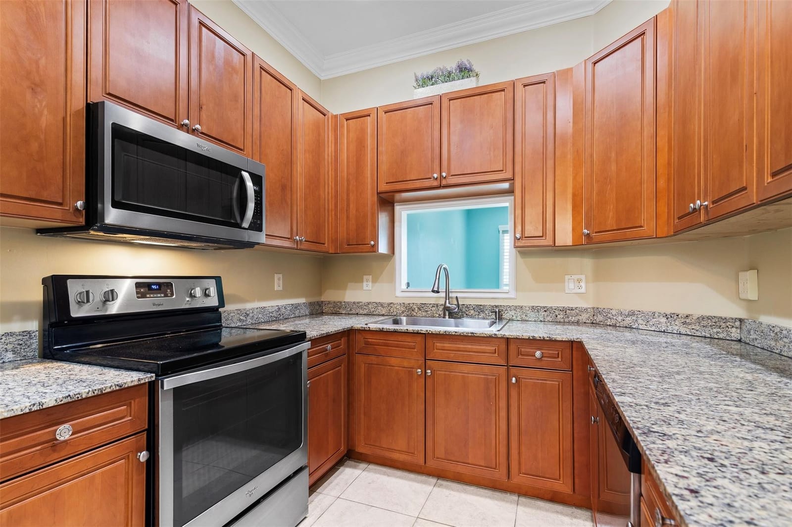 3562 Parkside Drive, Davie, FL 33328 photo 4