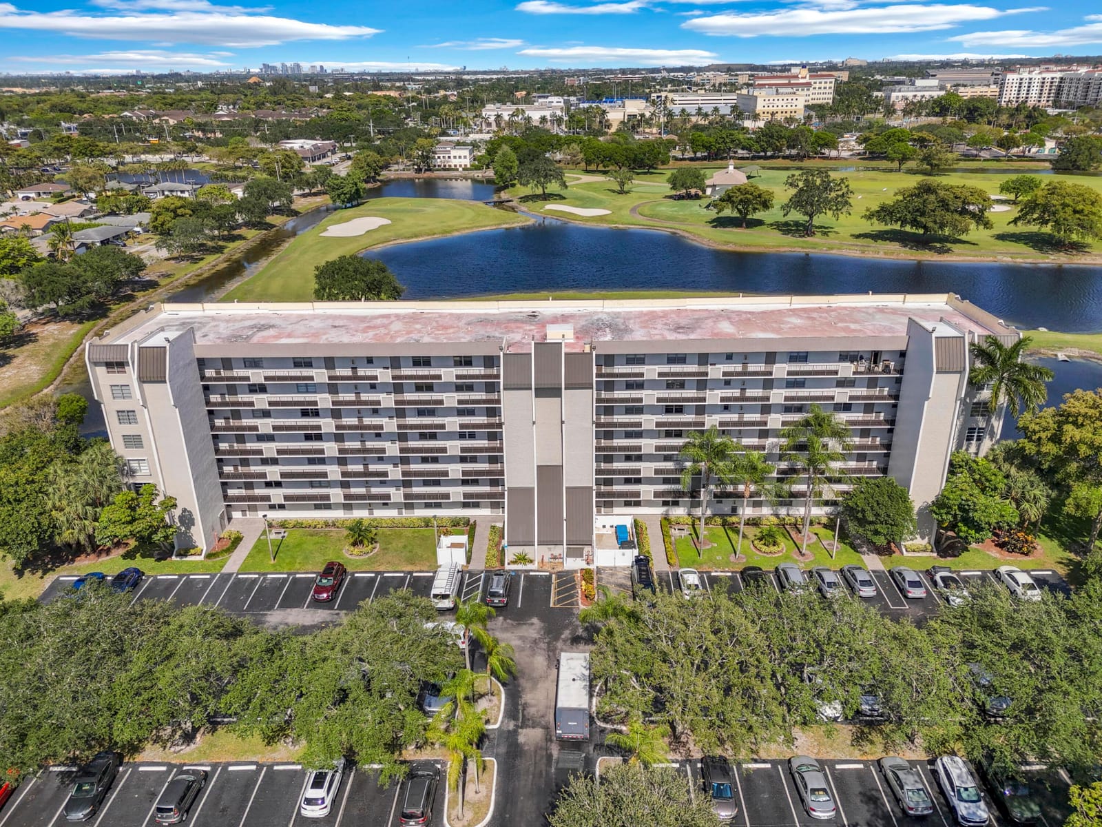 3100 W Rolling Hills Circle 705, Davie, FL 33328