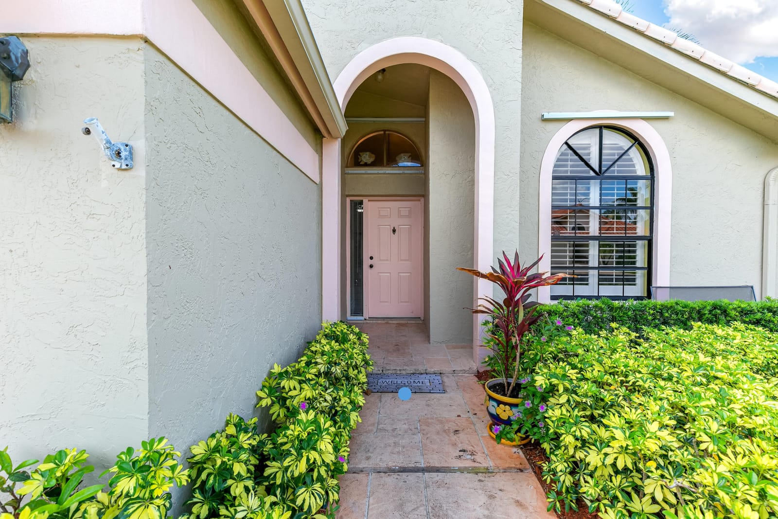 176 Executive Circle, Boynton Beach, FL 33436 photo 2