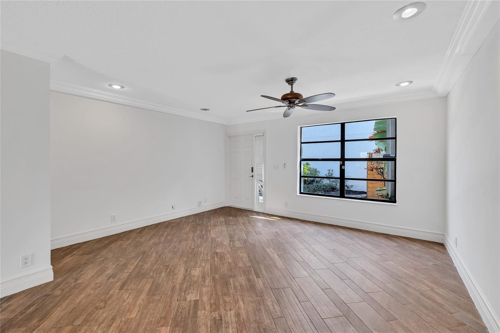 1917 NE 3rd Street 111, Deerfield Beach, FL 33441 photo 6