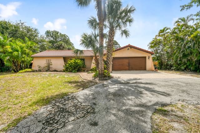 8186 S Bates Road, sold in Square Lake, Palm Beach Gardens, FL