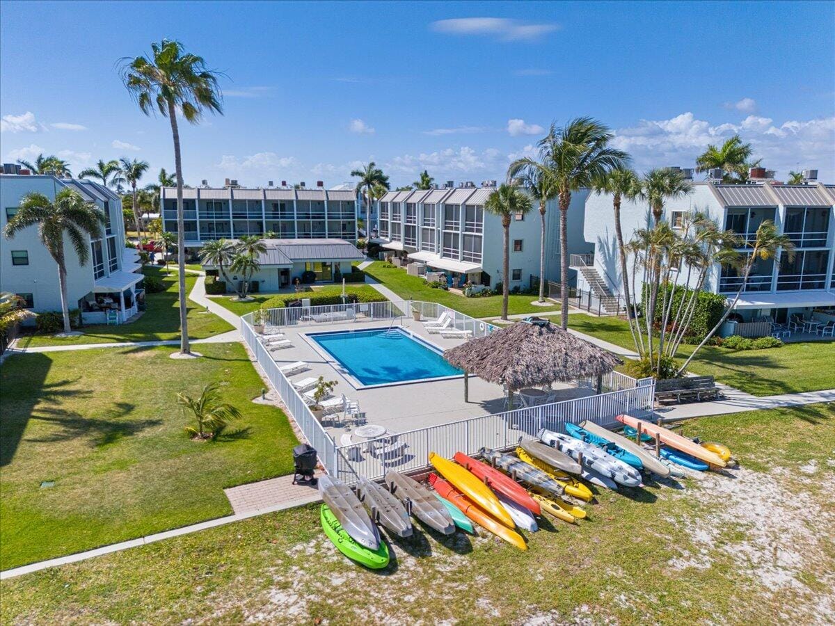 1300 Seaway Drive 6, Fort Pierce, FL 34949 photo 2
