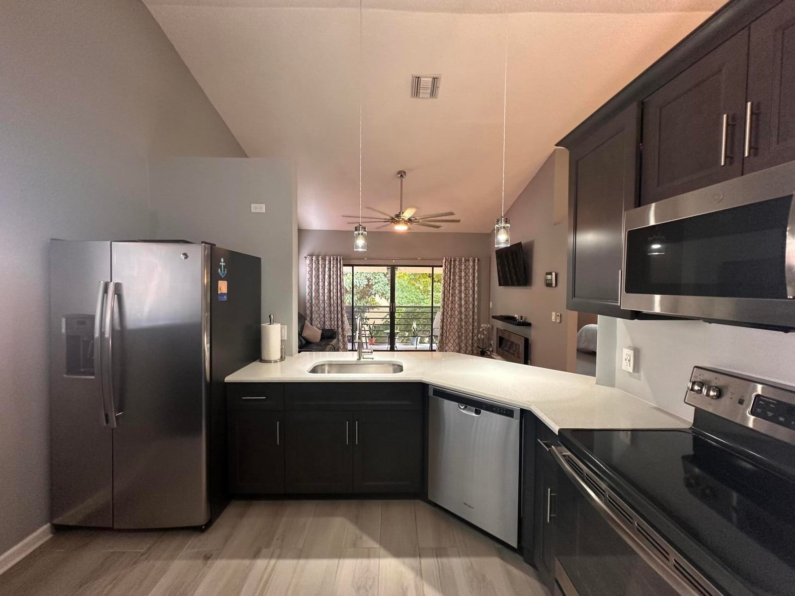 13 Via De Casas Sur 203, Boynton Beach, FL 33426