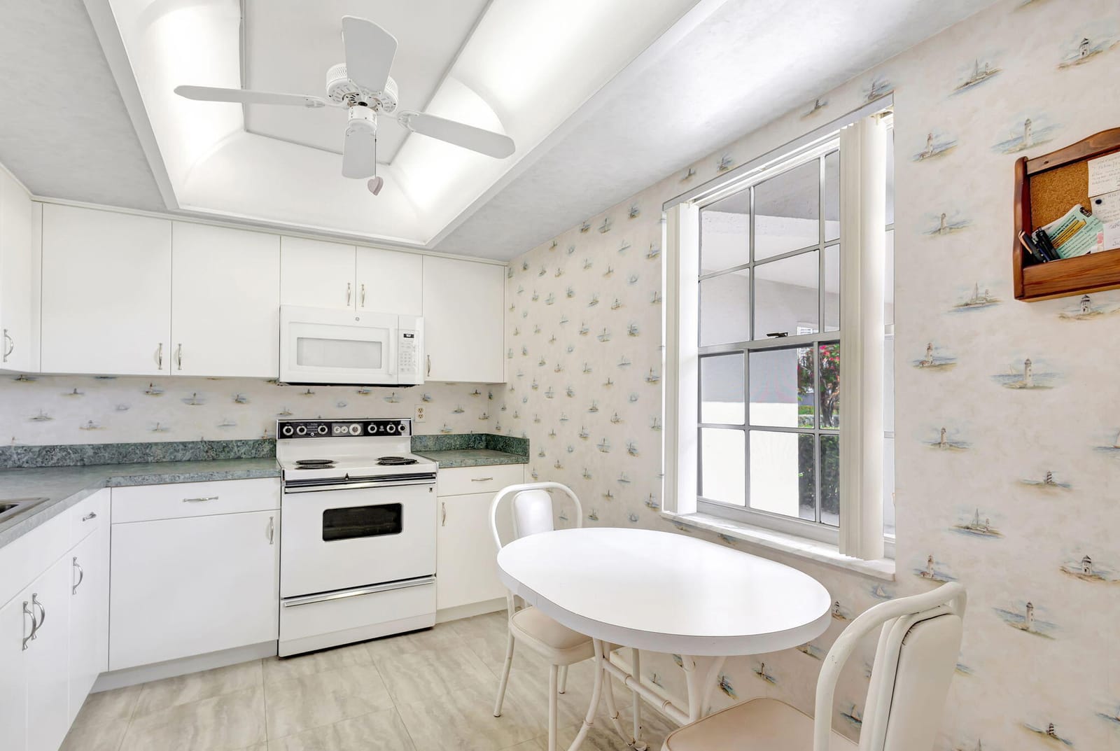 1210 N Sugar Sands Boulevard 140, Singer Island, FL 33404 photo 13