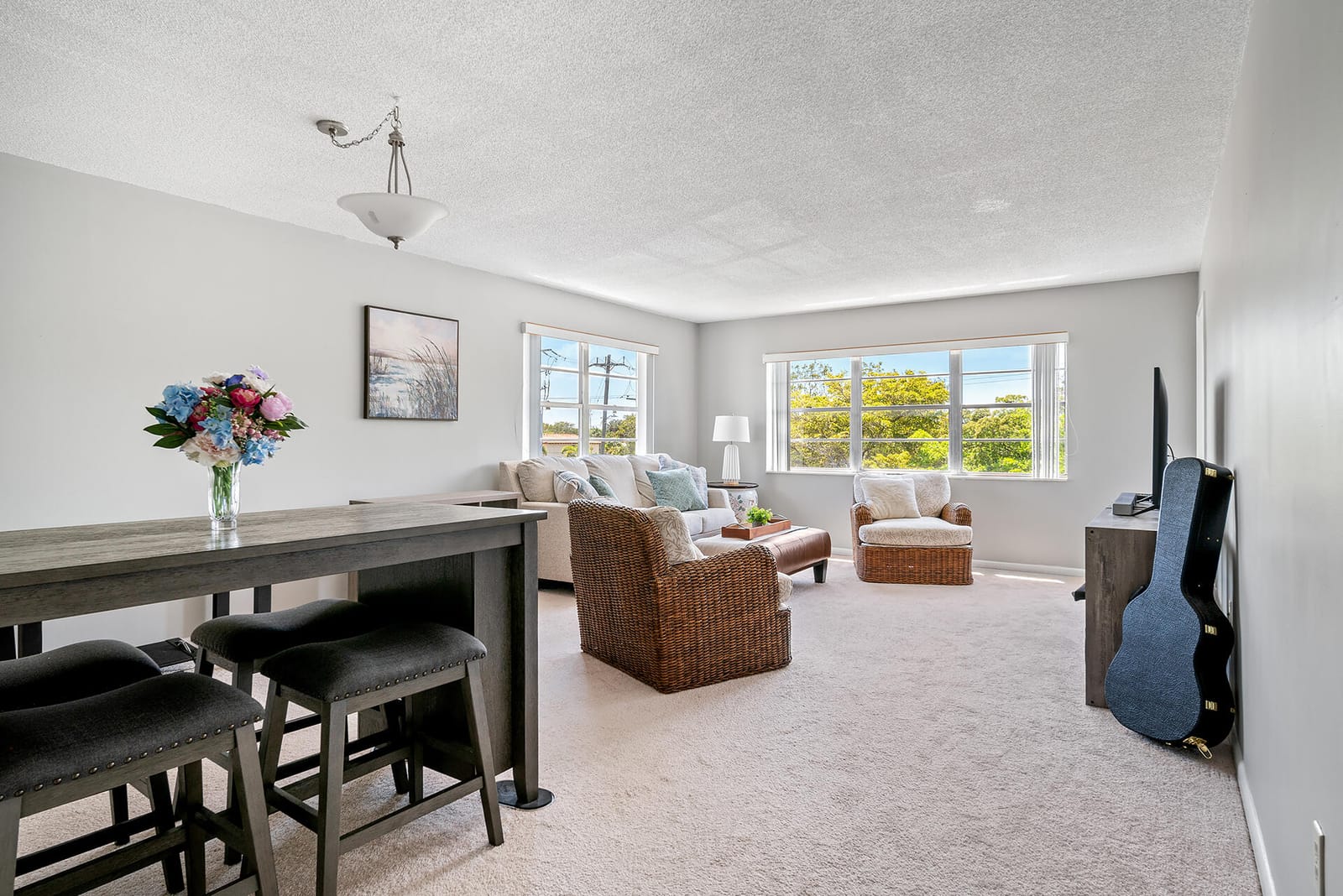 1516 S Lakeside Drive ##312 — photo 2