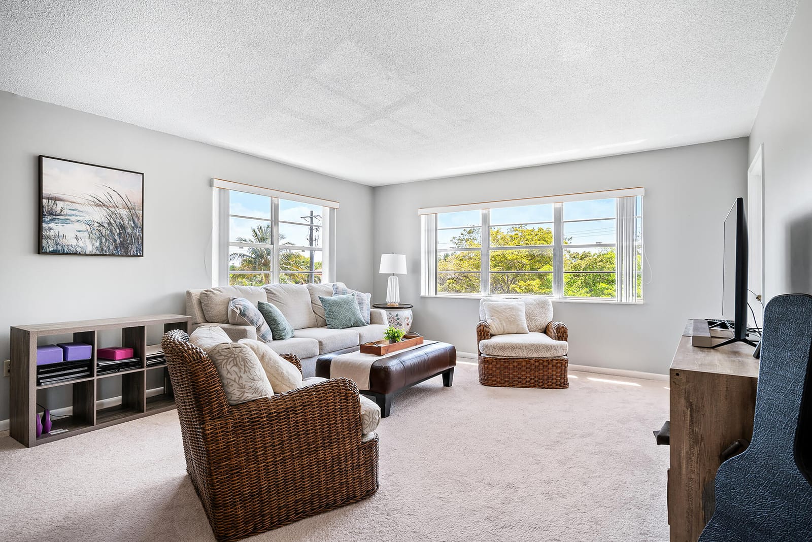 1516 S Lakeside Drive ##312 — photo 3