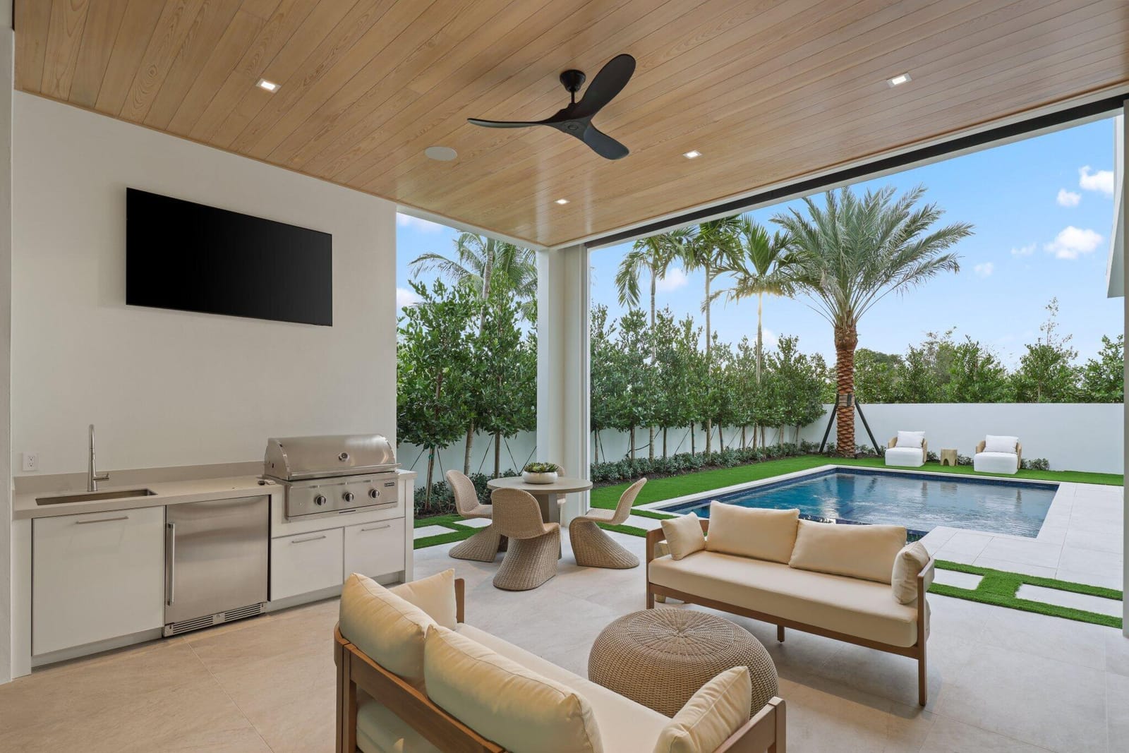 305 Grove Place, Delray Beach, FL 33444 photo 7