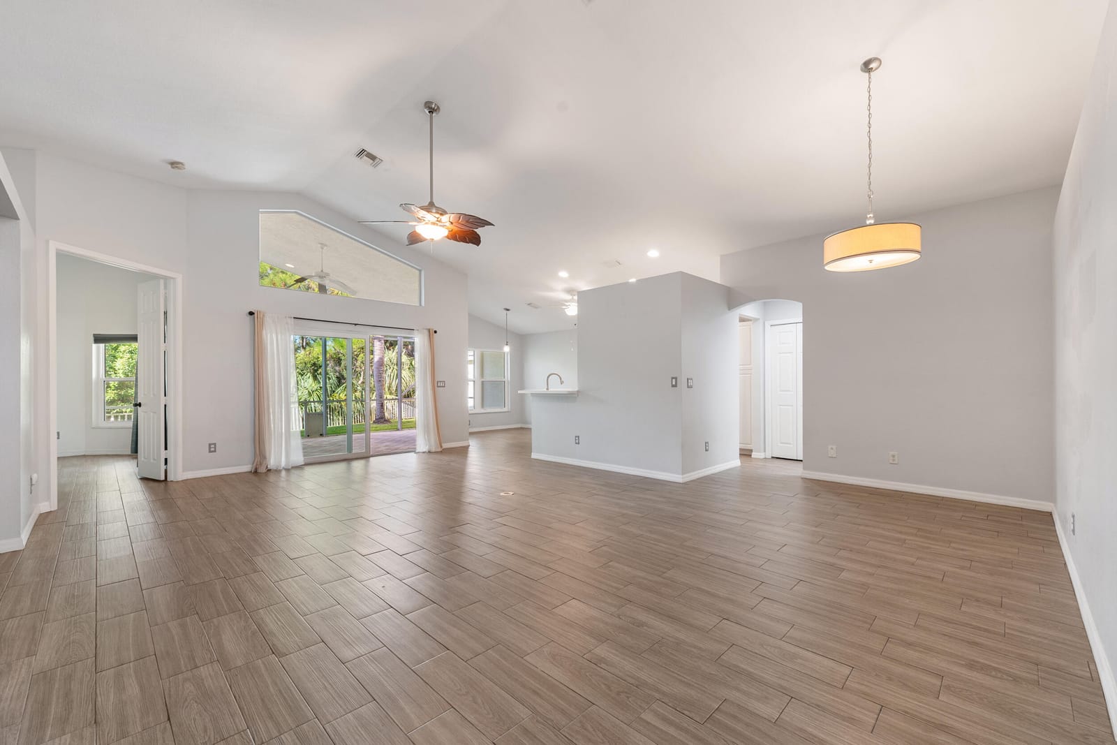8045 SE Morningwood Place — photo 11