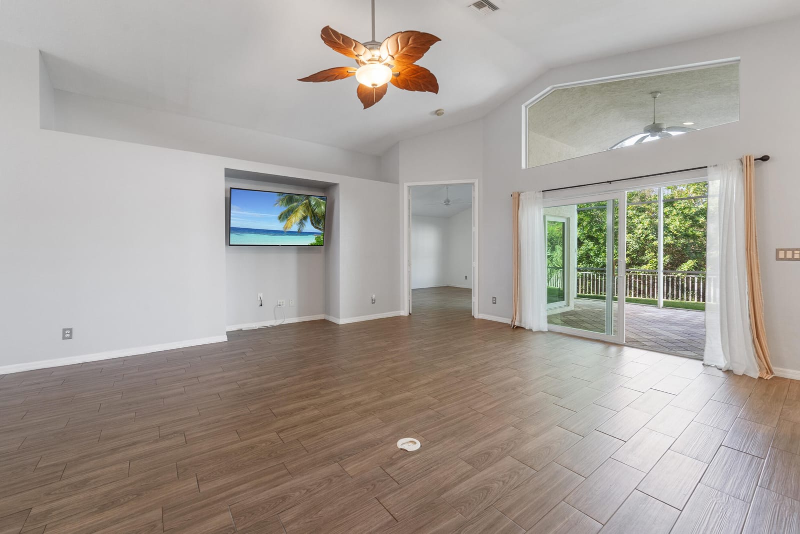 8045 SE Morningwood Place, Hobe Sound, FL 33455 photo 13