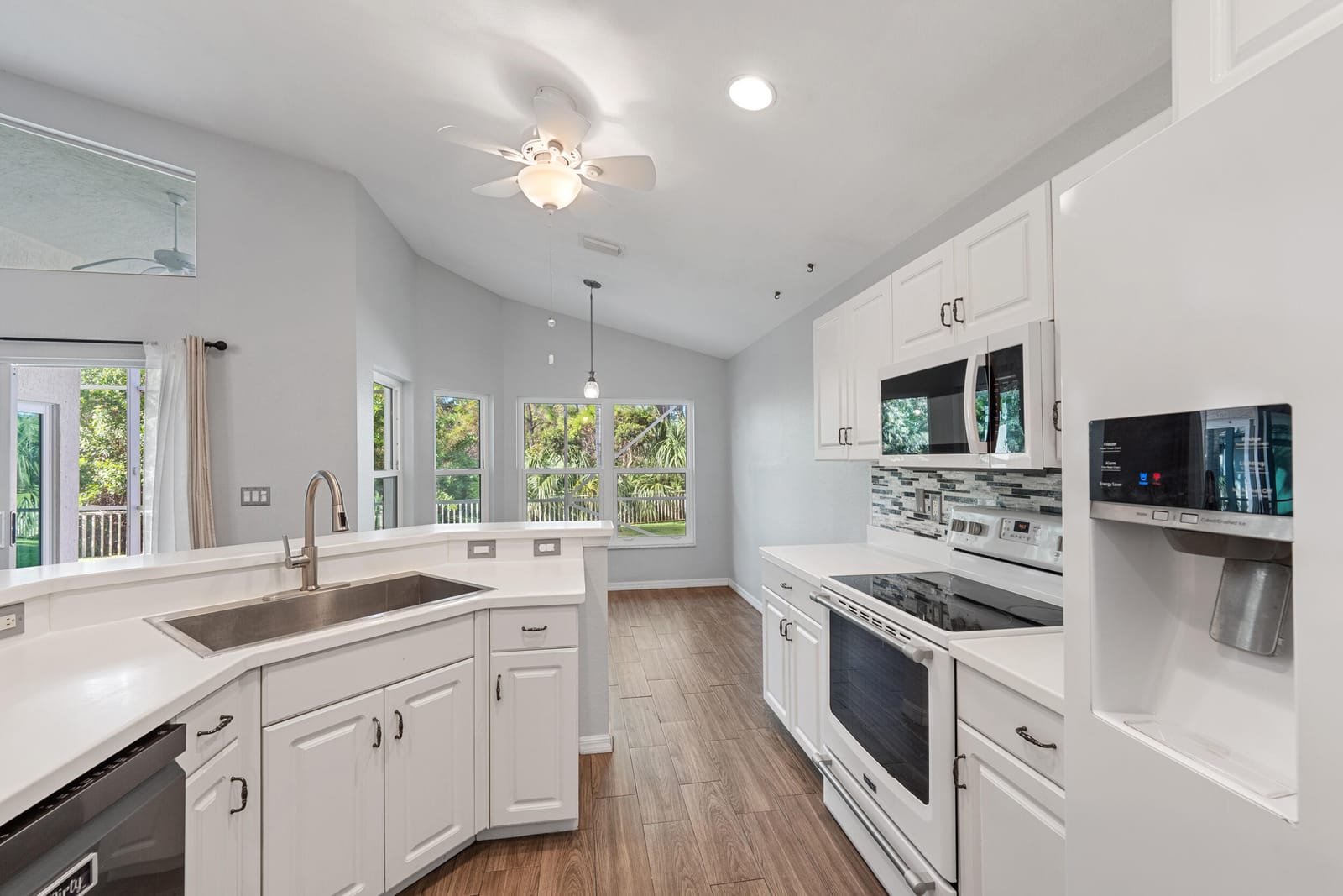 8045 SE Morningwood Place — photo 4