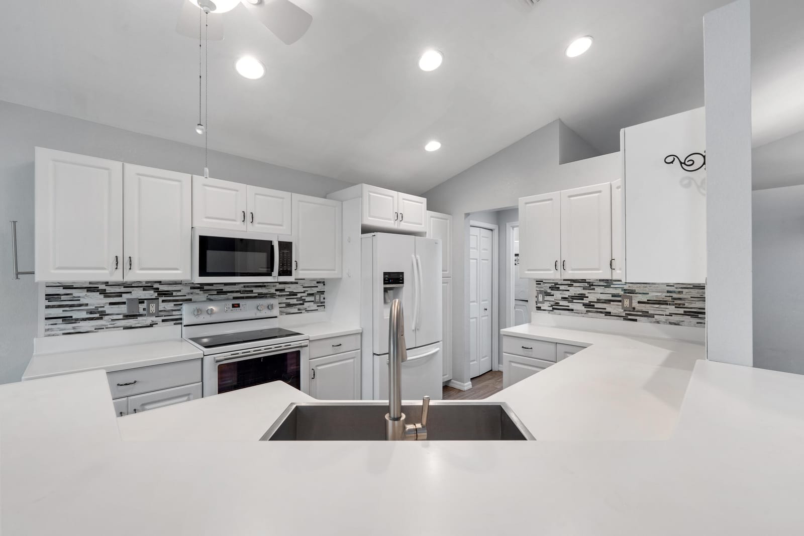 8045 SE Morningwood Place — photo 5