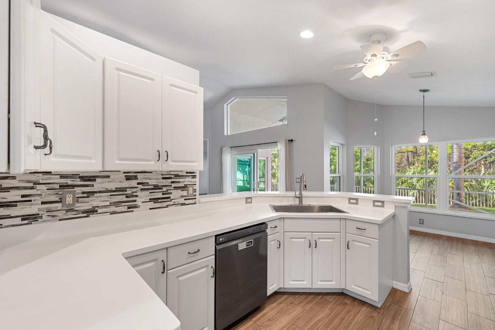 8045 SE Morningwood Place — photo 7