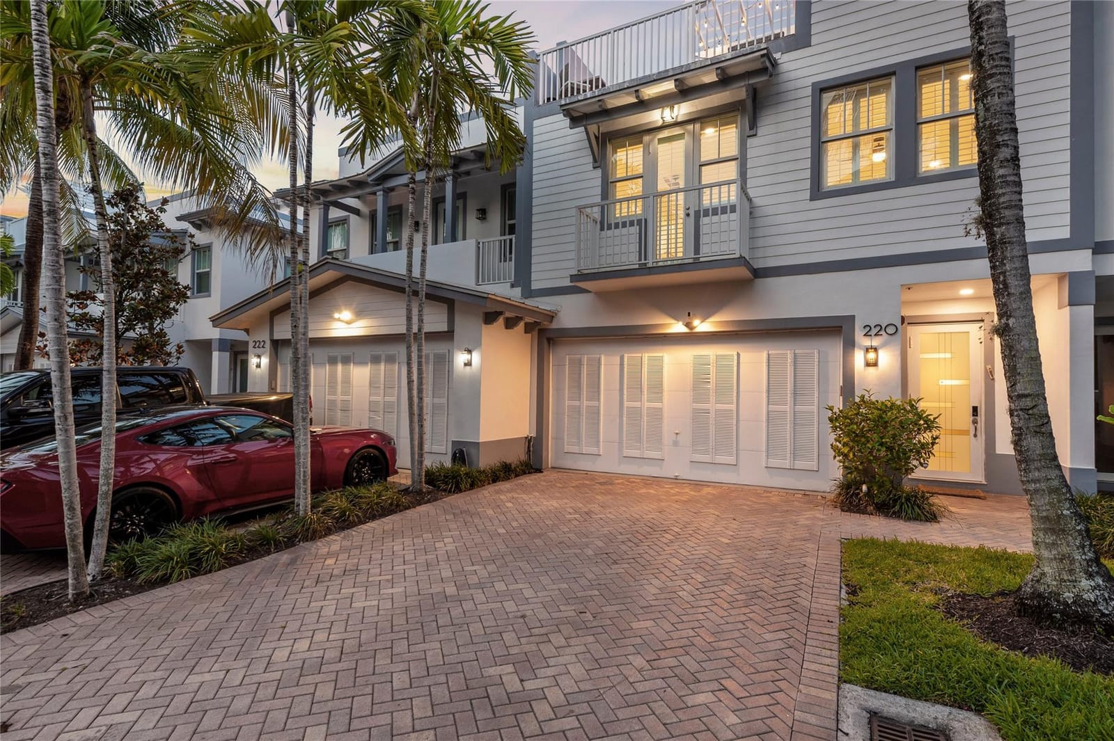 220 NE 15th Avenue 220, Fort Lauderdale, FL 33301