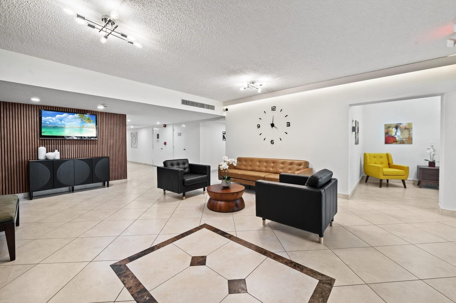 3960 Oaks Clubhouse Drive 403, Pompano Beach, FL 33069 photo 23