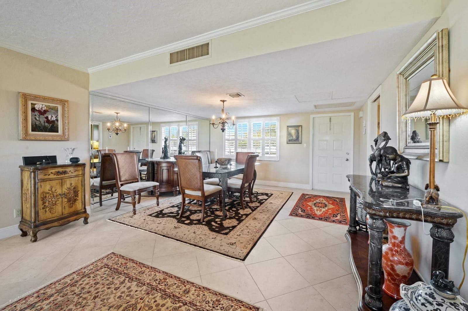 3960 Oaks Clubhouse Drive 403 — photo 4